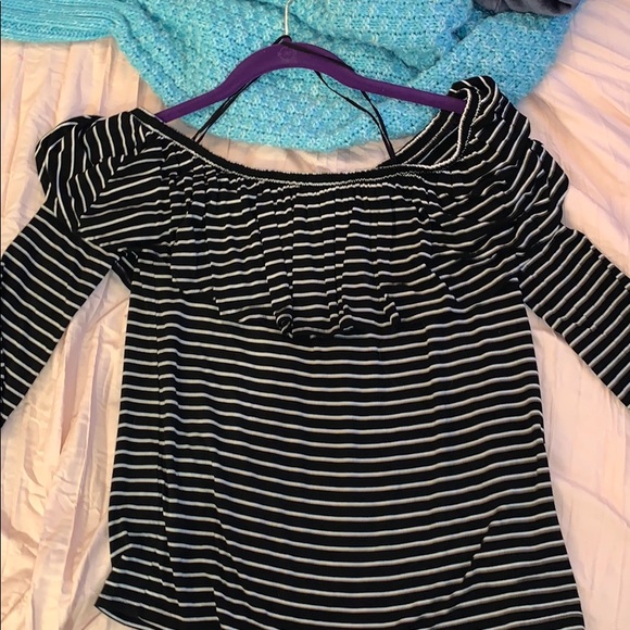 American Eagle top - Picture 1 of 2